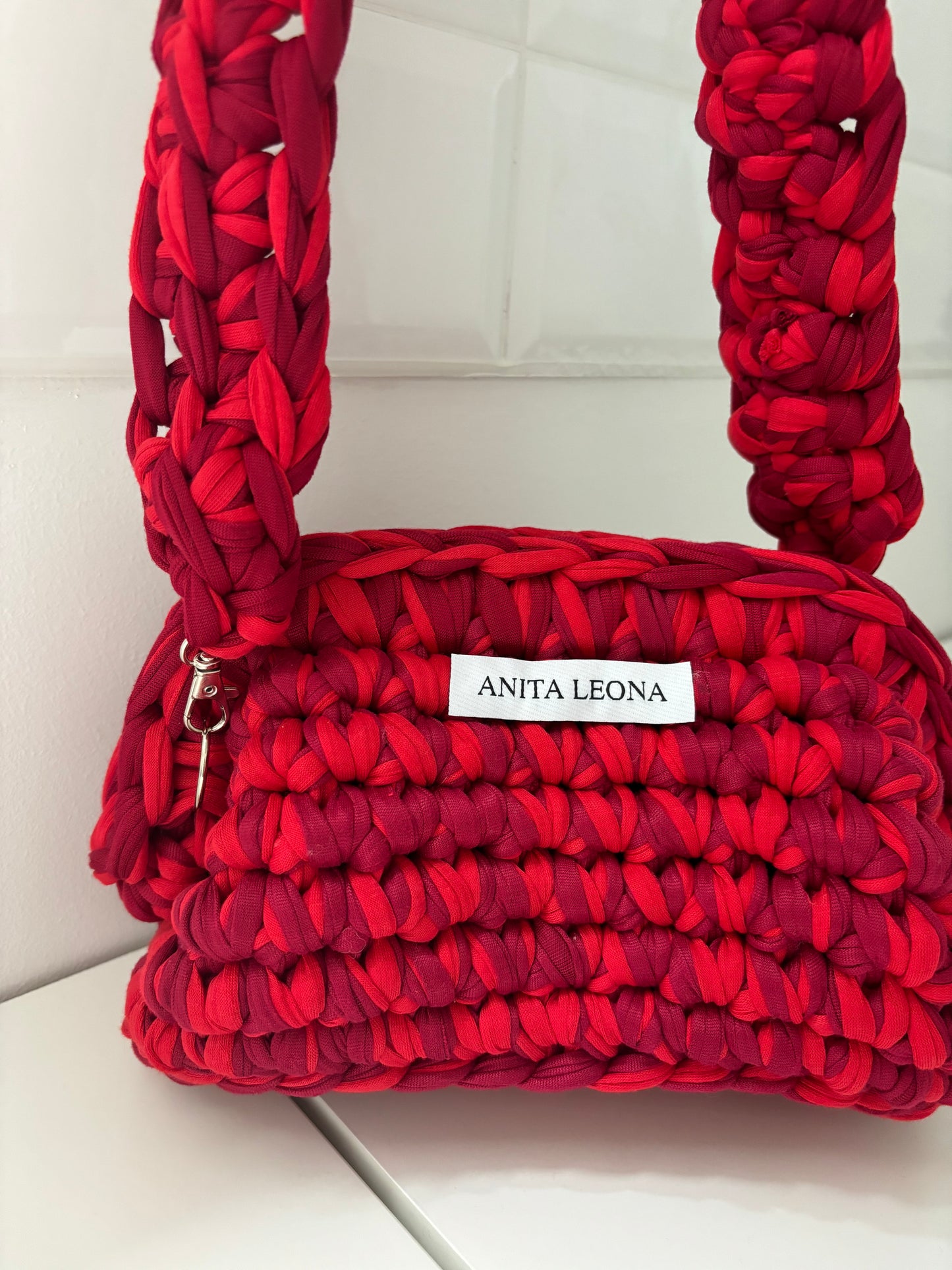 THE ANITA CLUTCH | red & burgundy